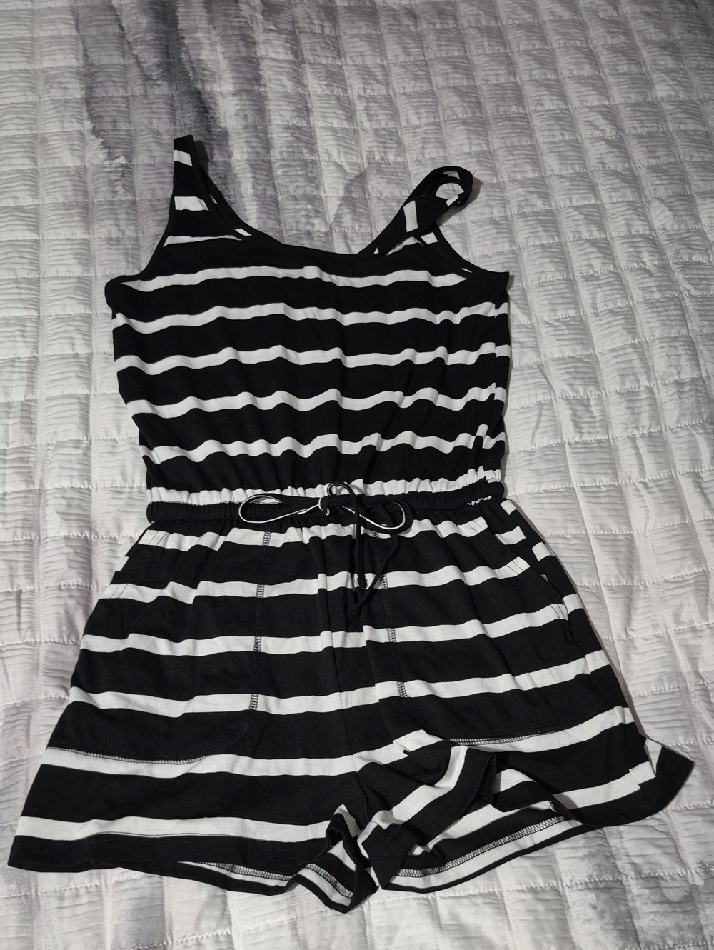 ReoRia Black and White Striped Tank
